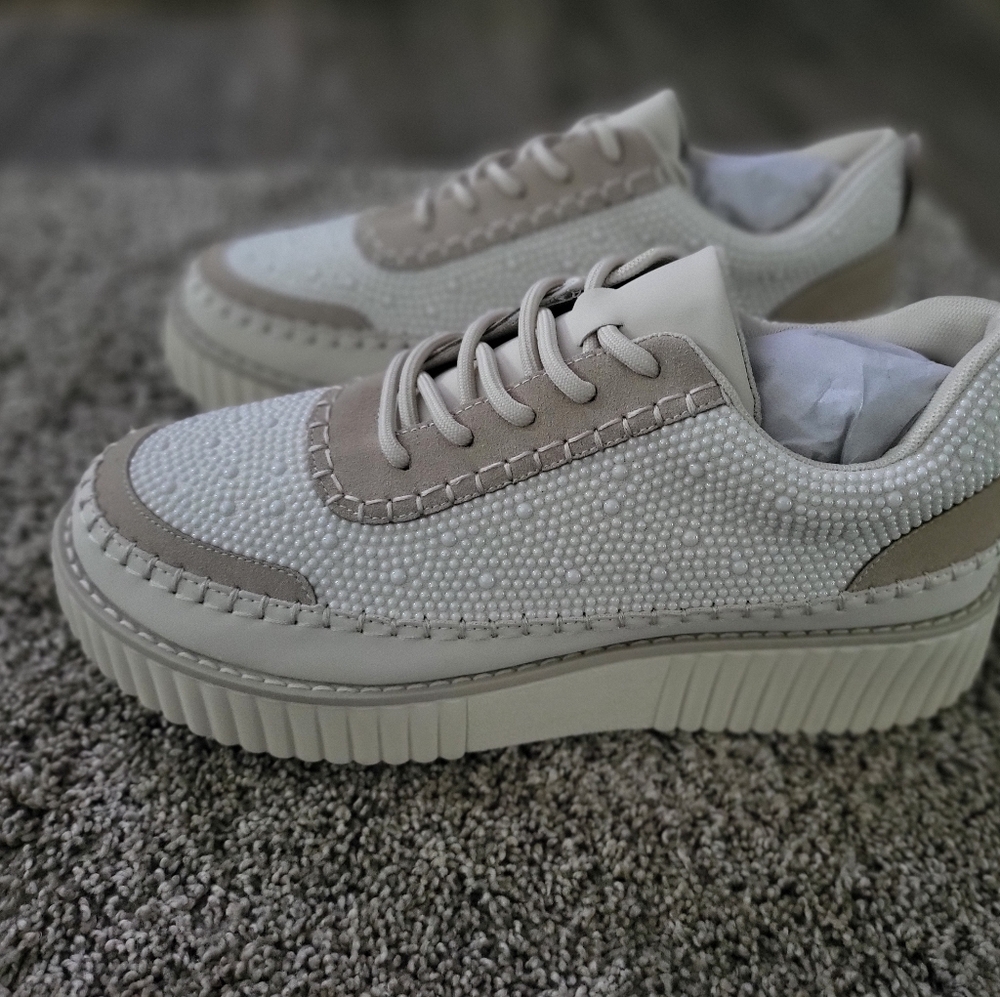 Womens Size 7.5 NEW Pierre Dumas